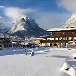 Familien- Und Vitalhotel Muehlpointhof Lofer
