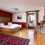 Familien- Und Vitalhotel Muehlpointhof Hotel 3*