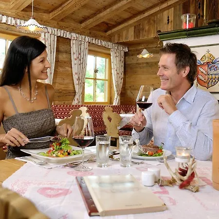 Familien- Und Vitalhotel Mühlpointhof Hotel Lofer