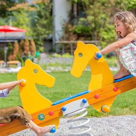 Familien- Und Vitalhotel Mühlpointhof 3*